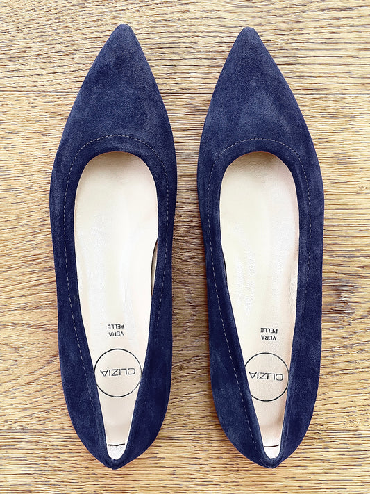 UMA BLUE SUEDE