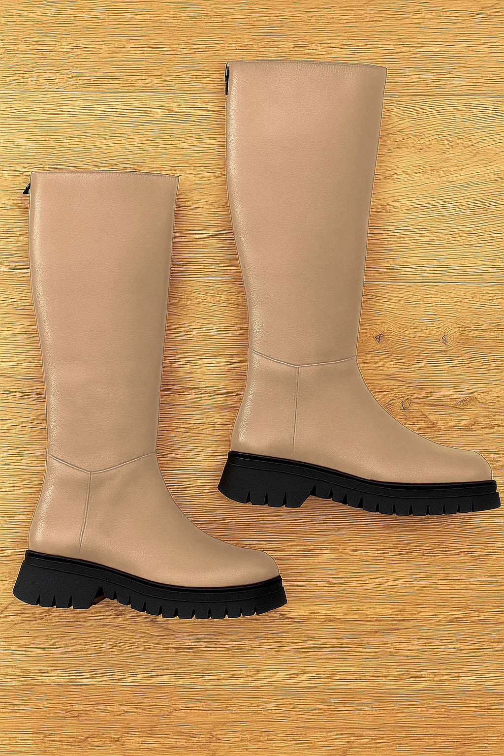 SELVA BEIGE-VÄRINEN NAHKA