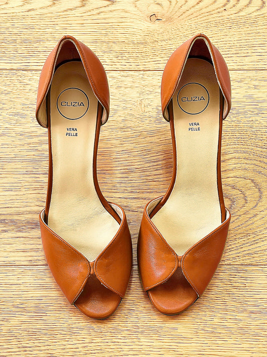 WANDA COGNAC-VÄRINEN NAHKA