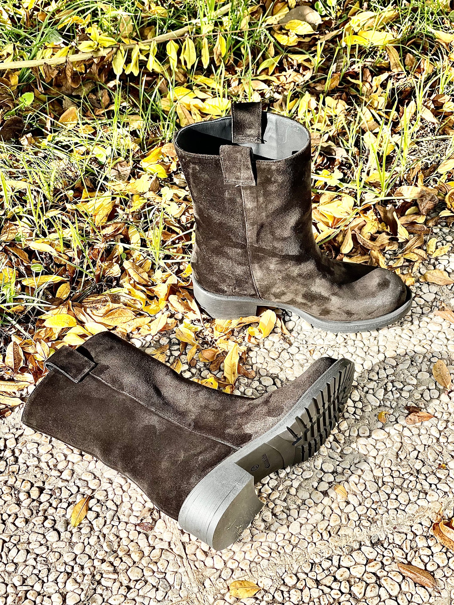 ATLANTE MUSTA SUEDE
