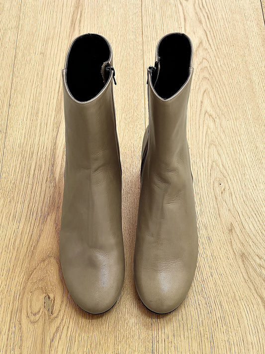 MAXIM TAUPE NAHKA