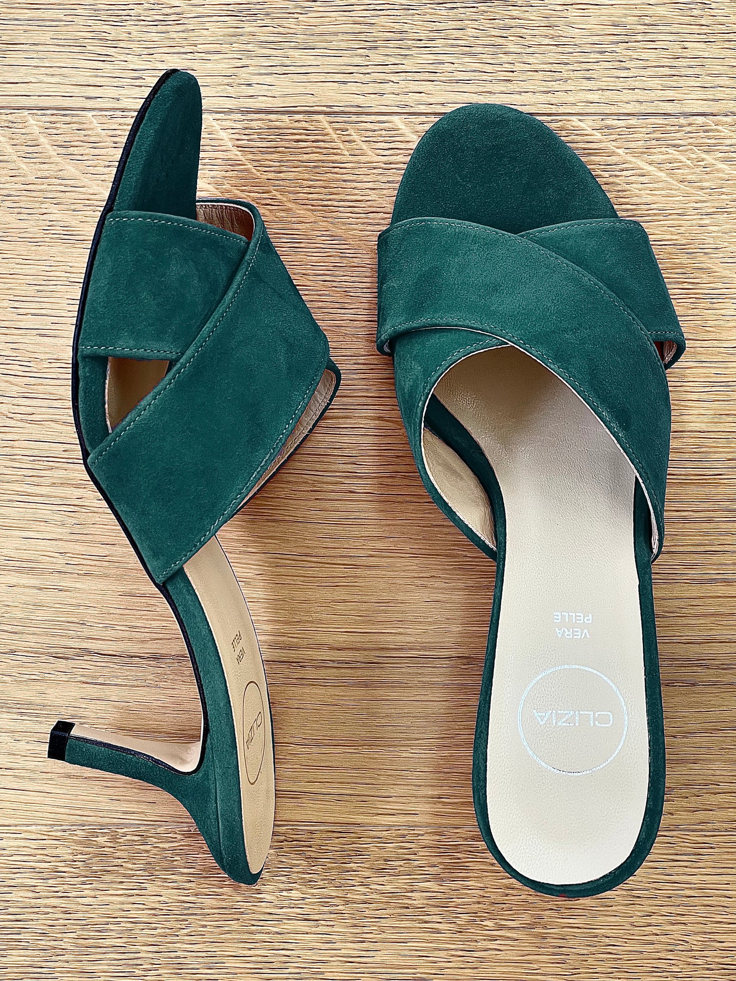 BOUTEILLE EN DAIM ZURI