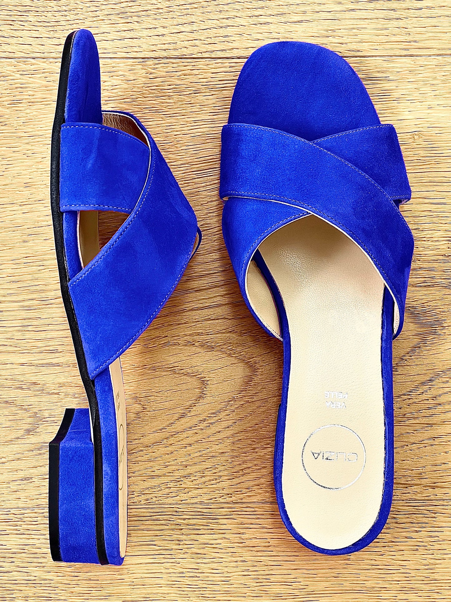 URIEL SUEDE BLUETTE