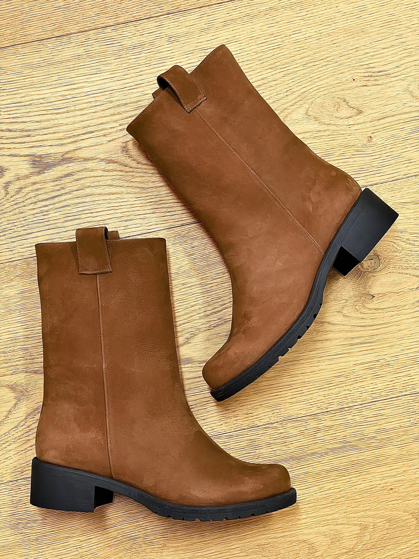 ATLAS NUBUCK COGNAC
