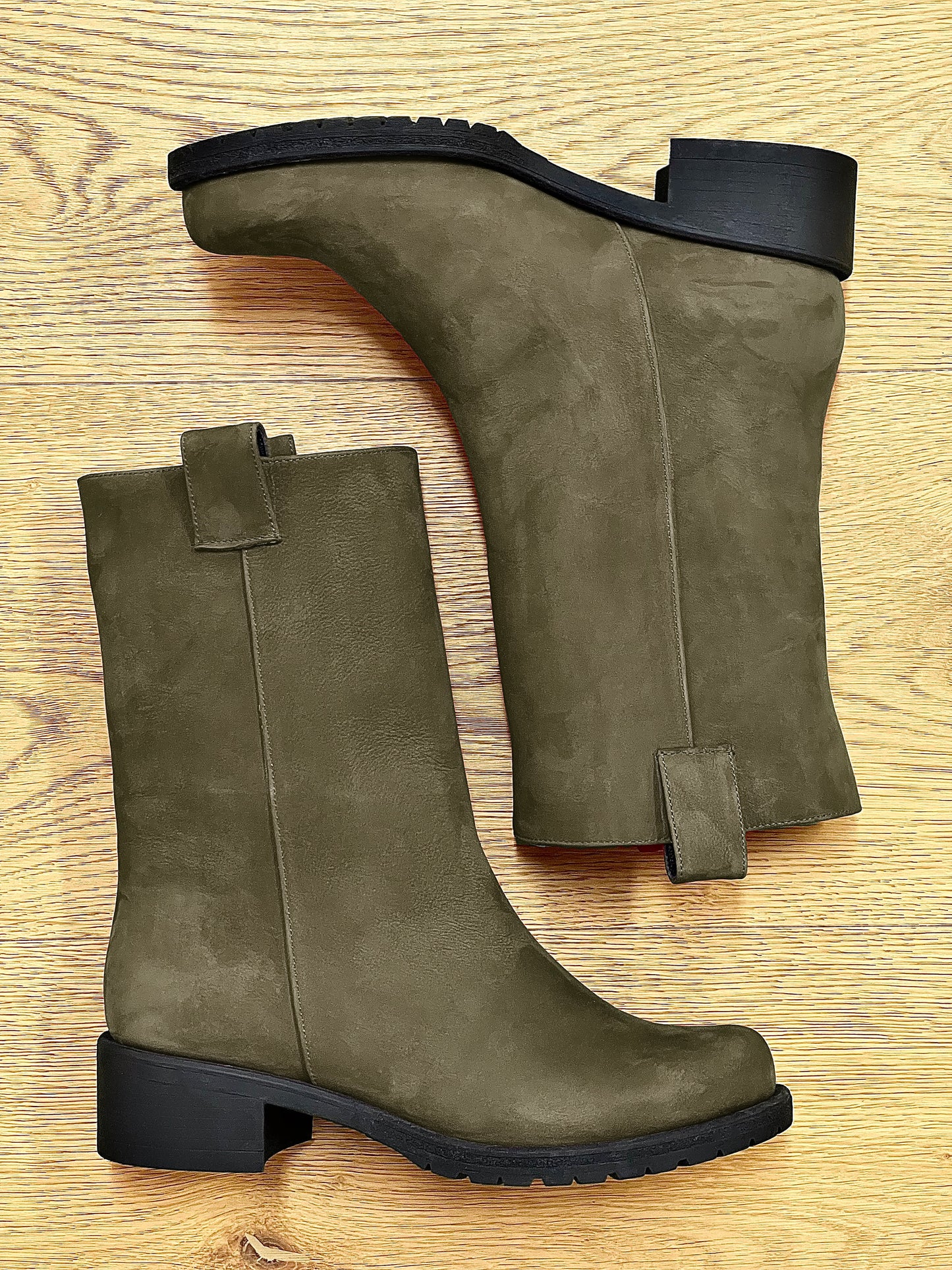 ATLAS NUBUCK KAKI