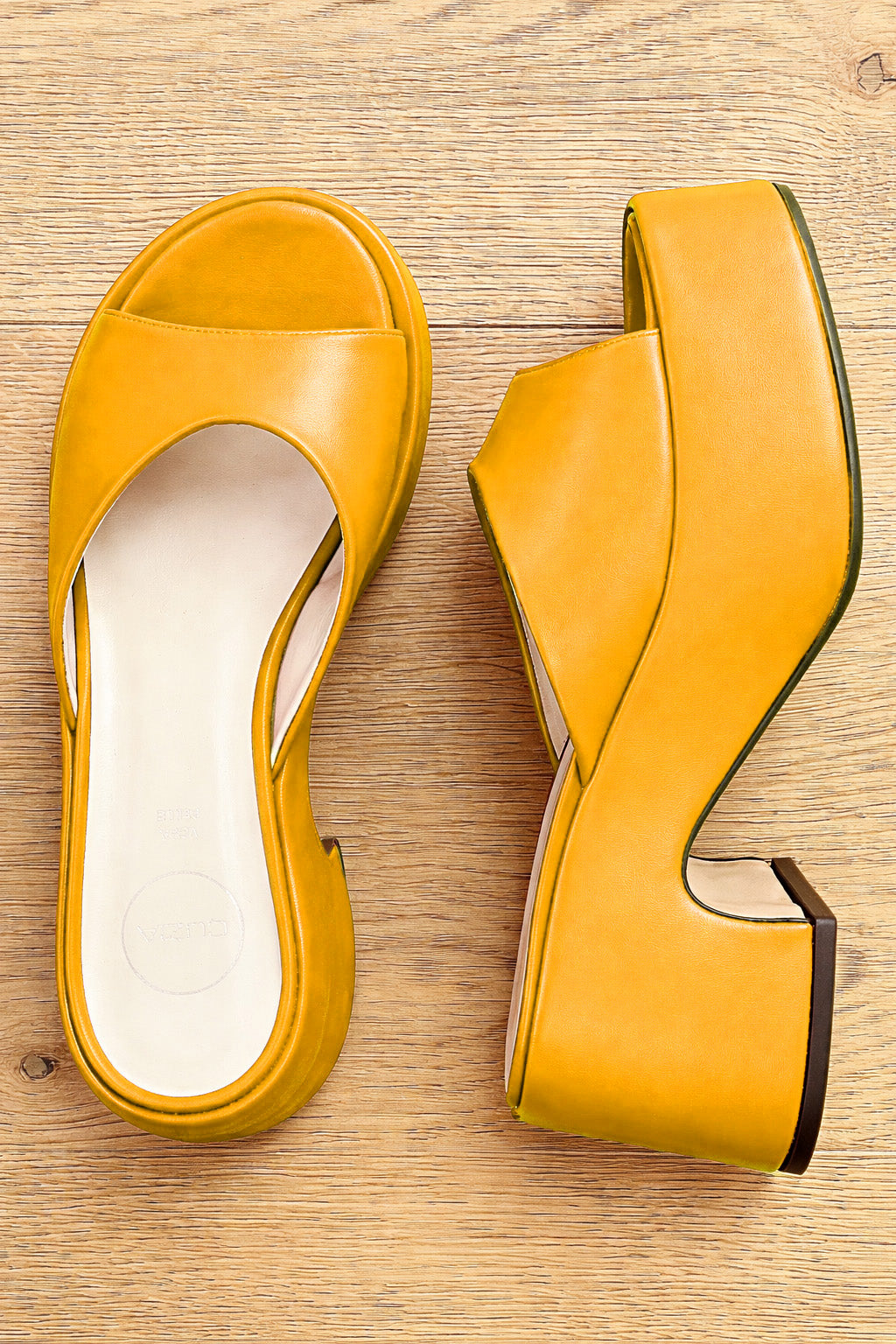 JACKIE PEAU OCRE