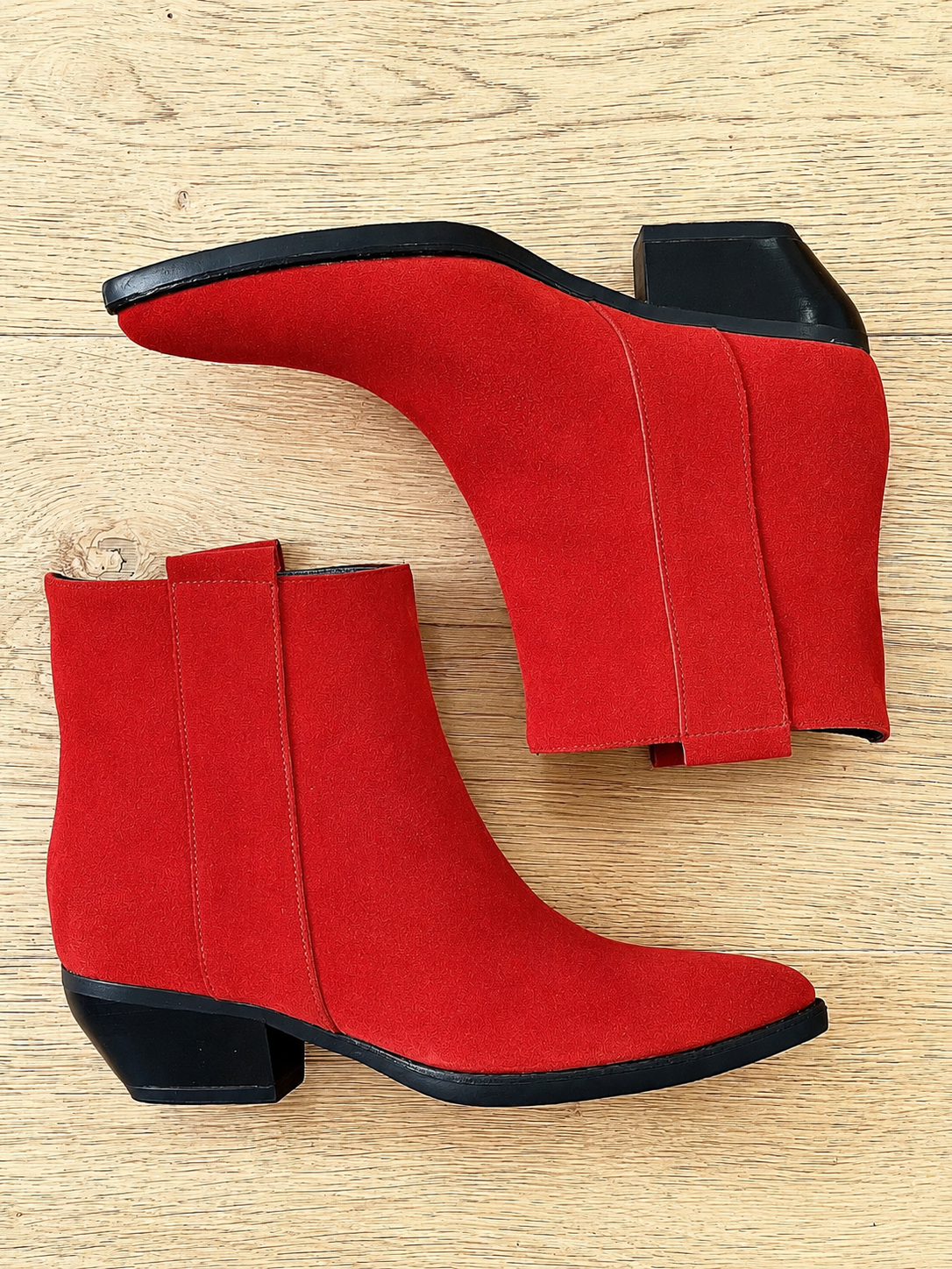 PEGGY EN DAIM ROUGE