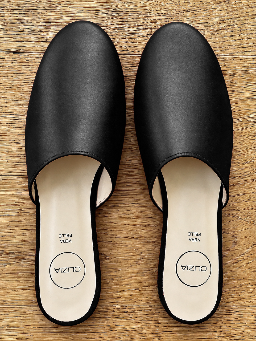 DARCY LEATHER BLACK