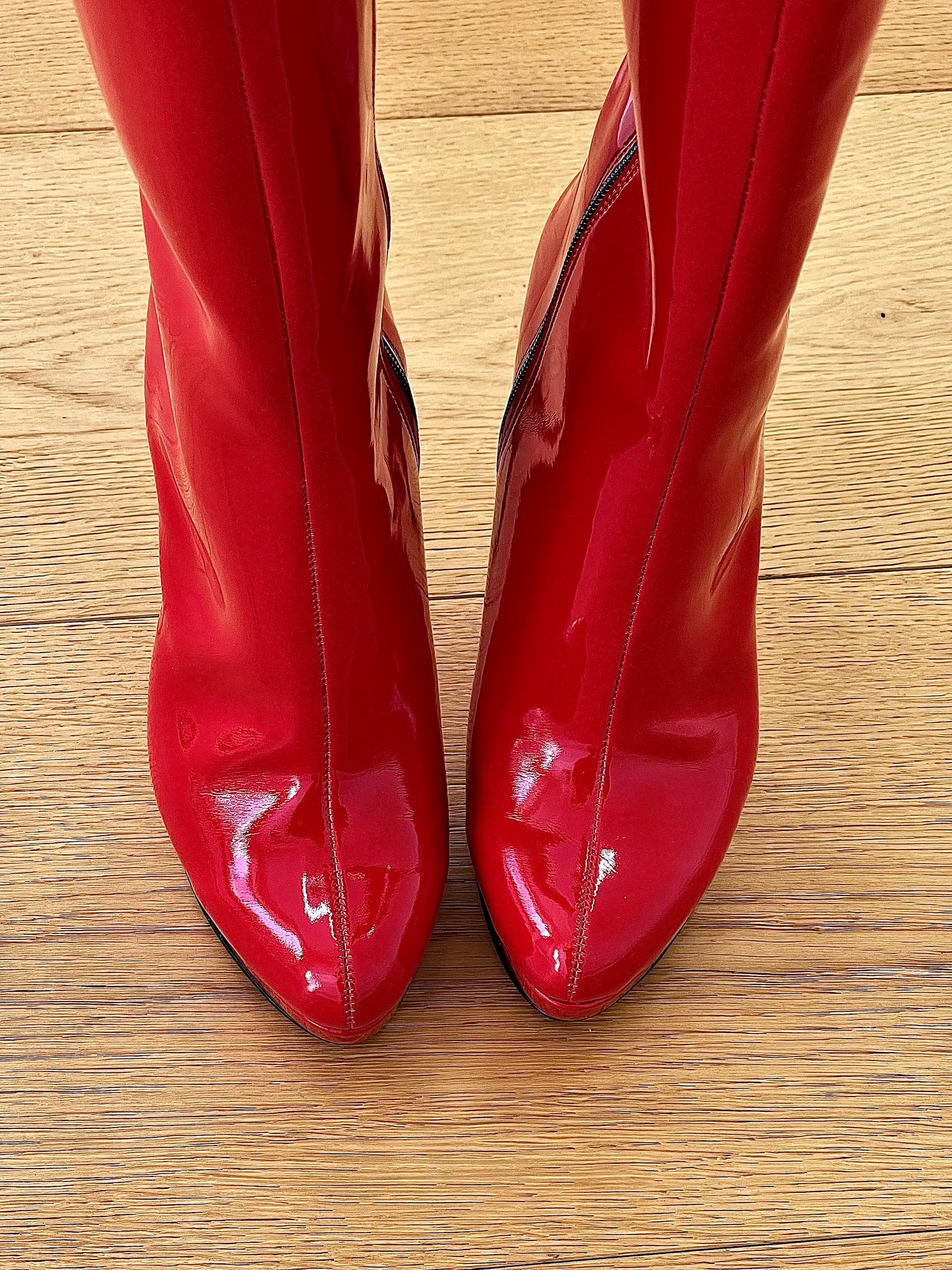 PEINTURE ROUGE URSULA