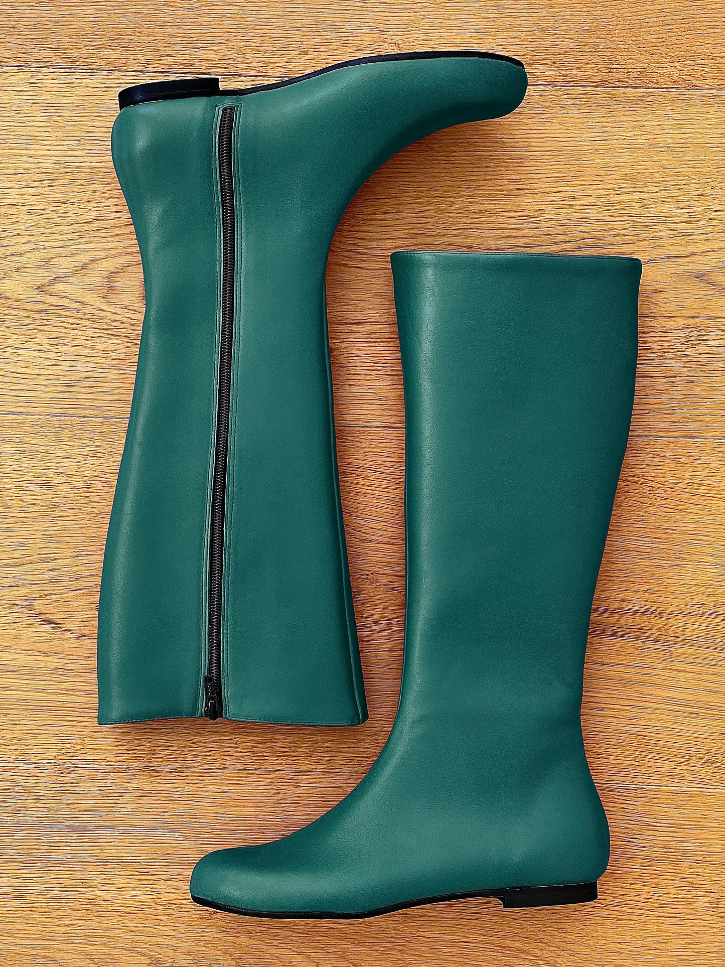 BOUTEILLE EN CUIR JONAS