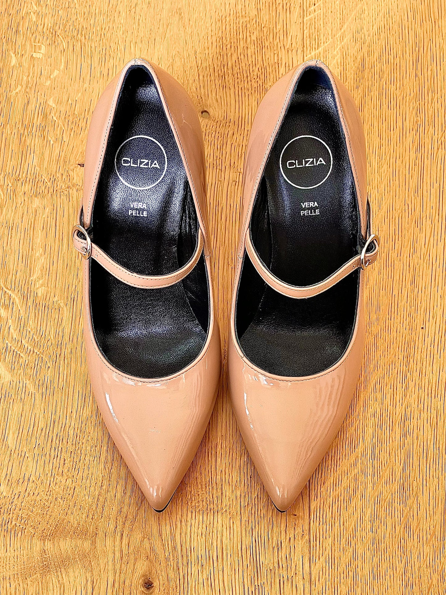 KYLA NUDE CUIR VERNI