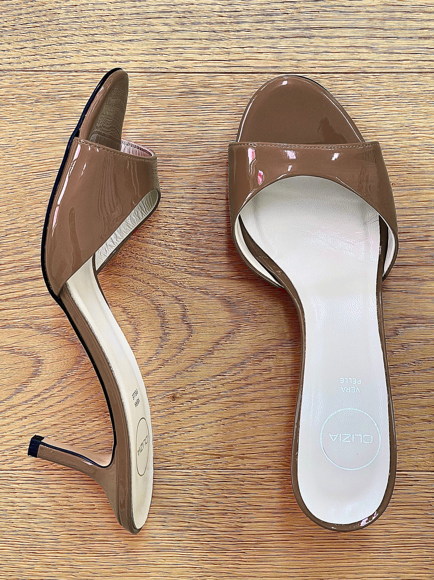 CUIR VERNI MORENA TAUPE