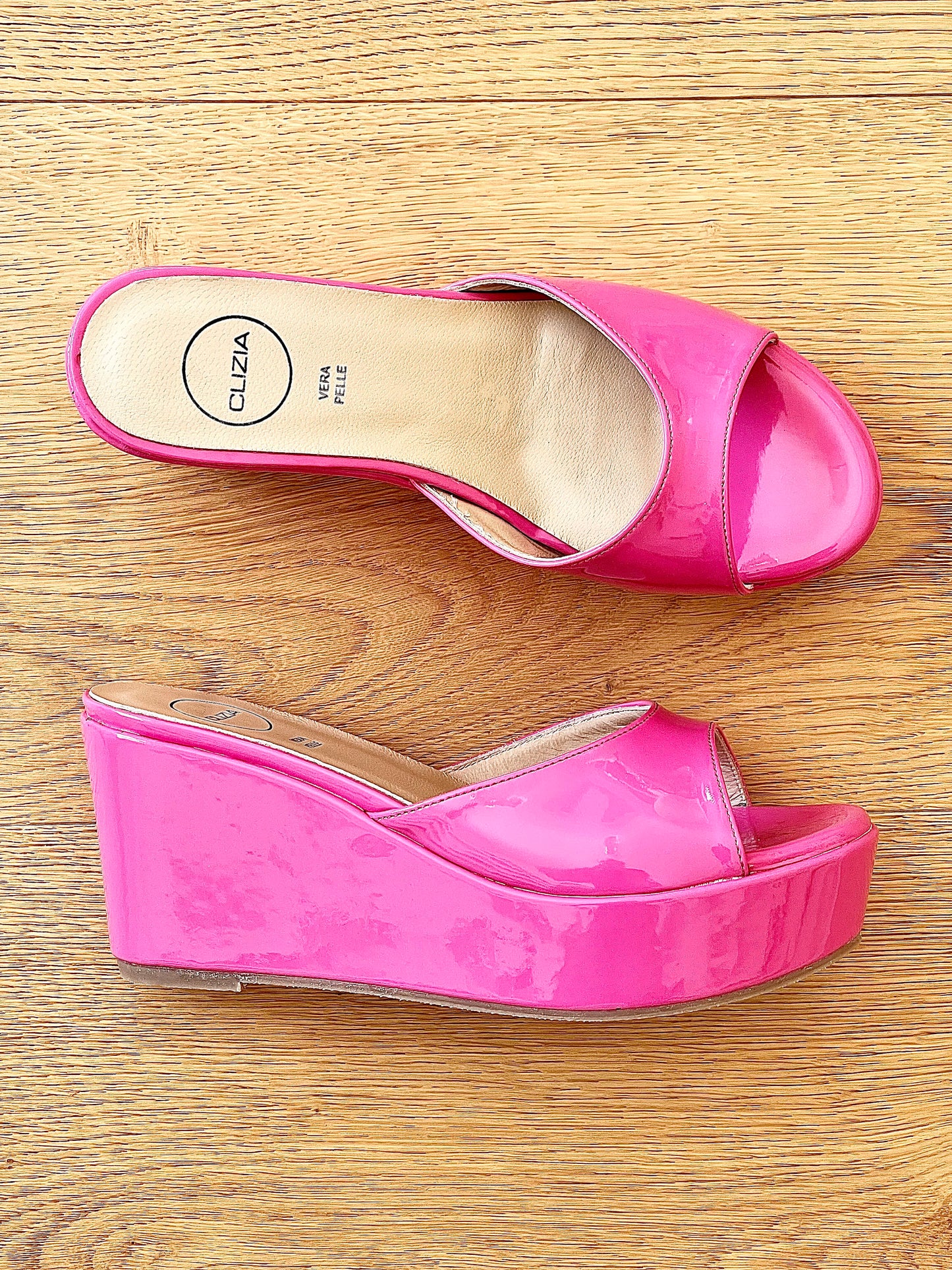 CUIR VERNI FUCHSIA