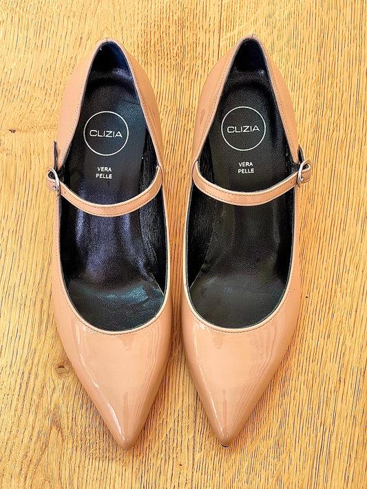 THELMA CUIR VERNI NUDE