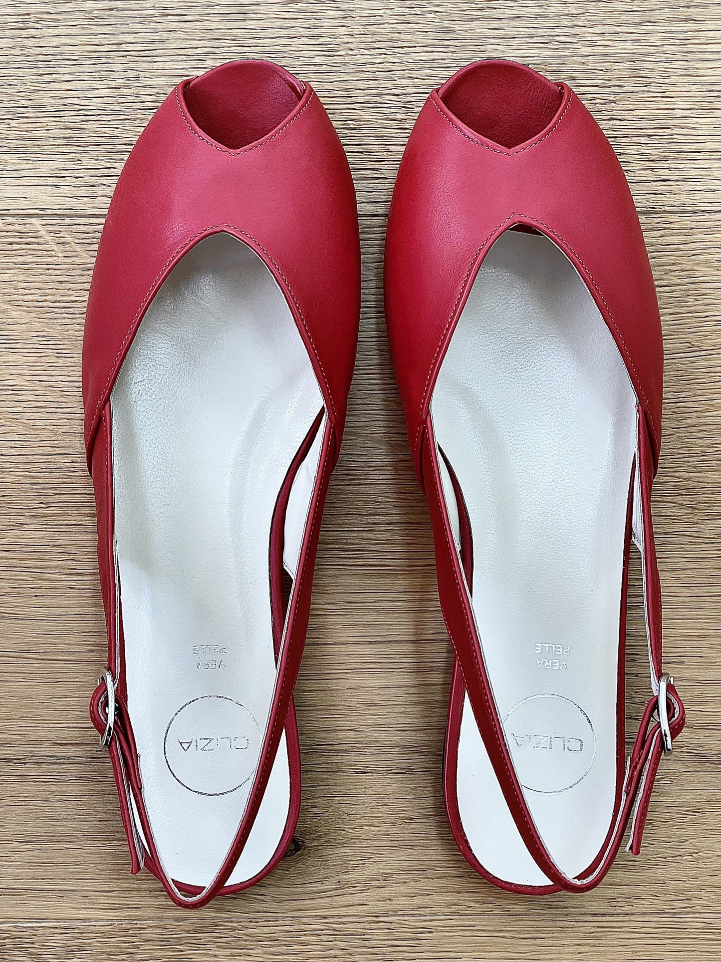 CUIR DE CÈDRE ROUGE