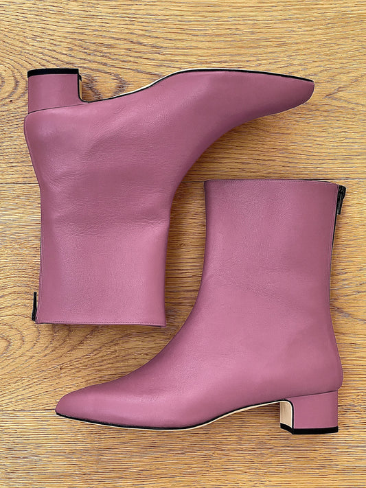 PLANET LILAC LEATHER