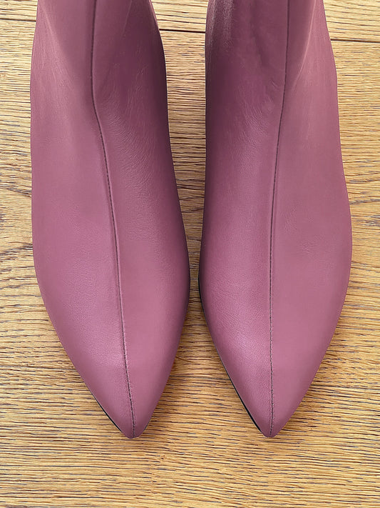 PLANET LILAC LEATHER