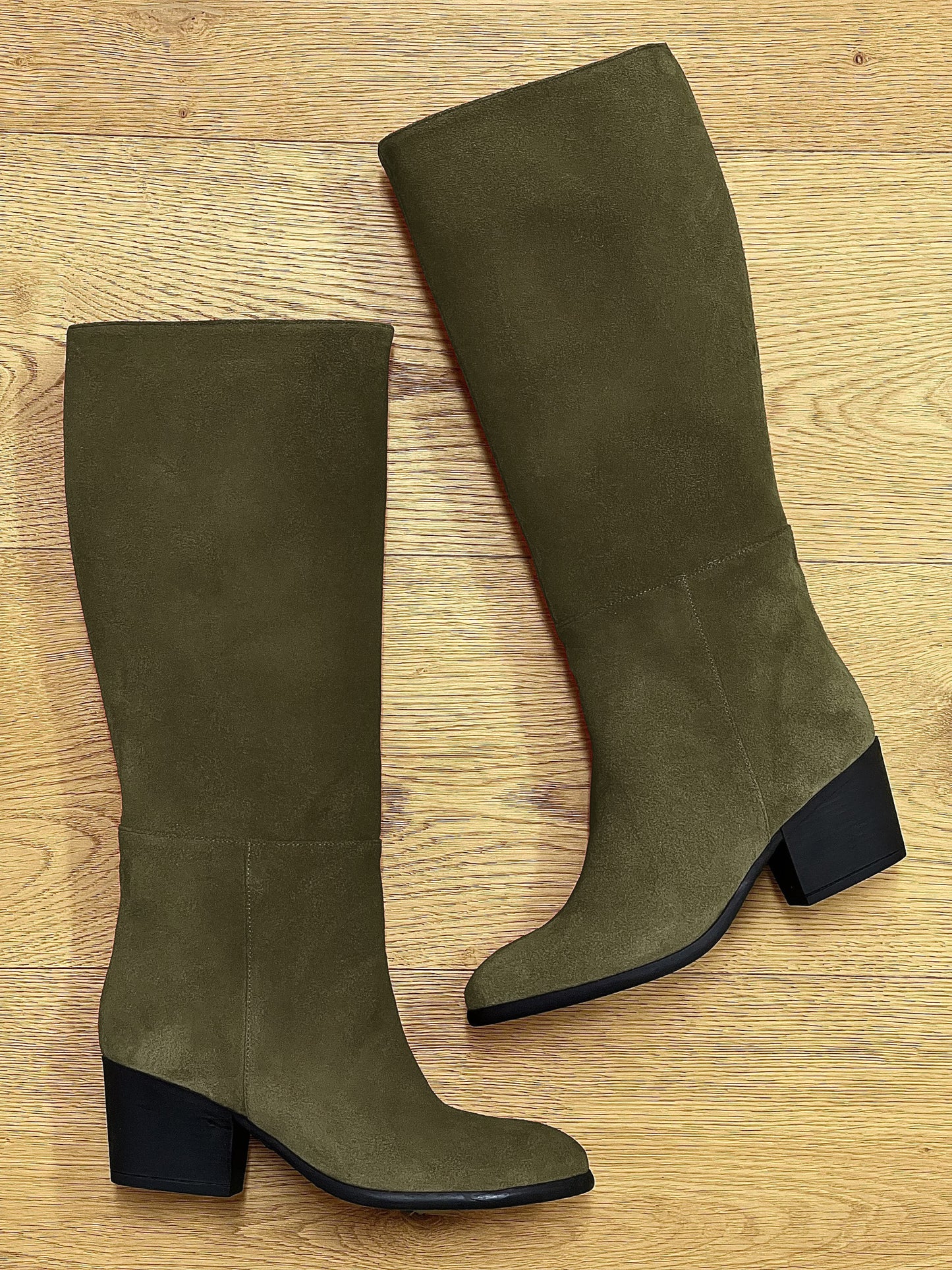 KINE SUEDE KAKI