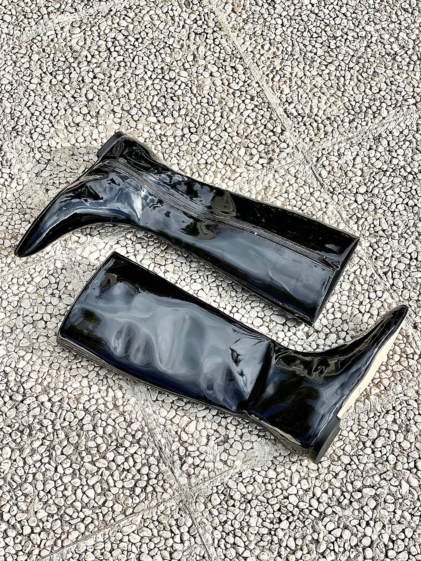 PETER NOIR CUIR VERNI