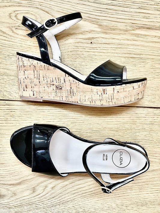 NIKITA CUIR VERNI NOIR