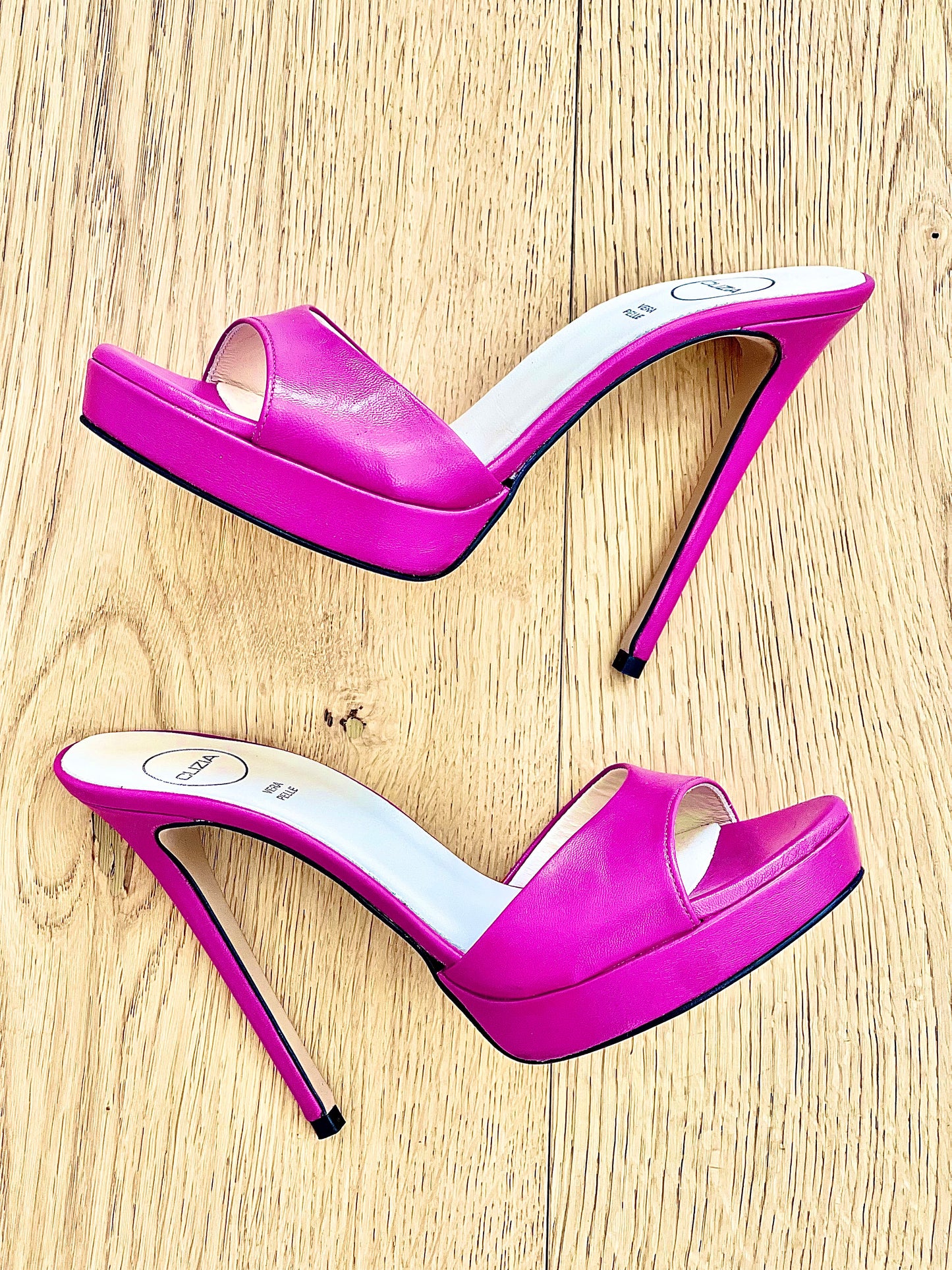 PRISCILLA CUIR FUCHSIA