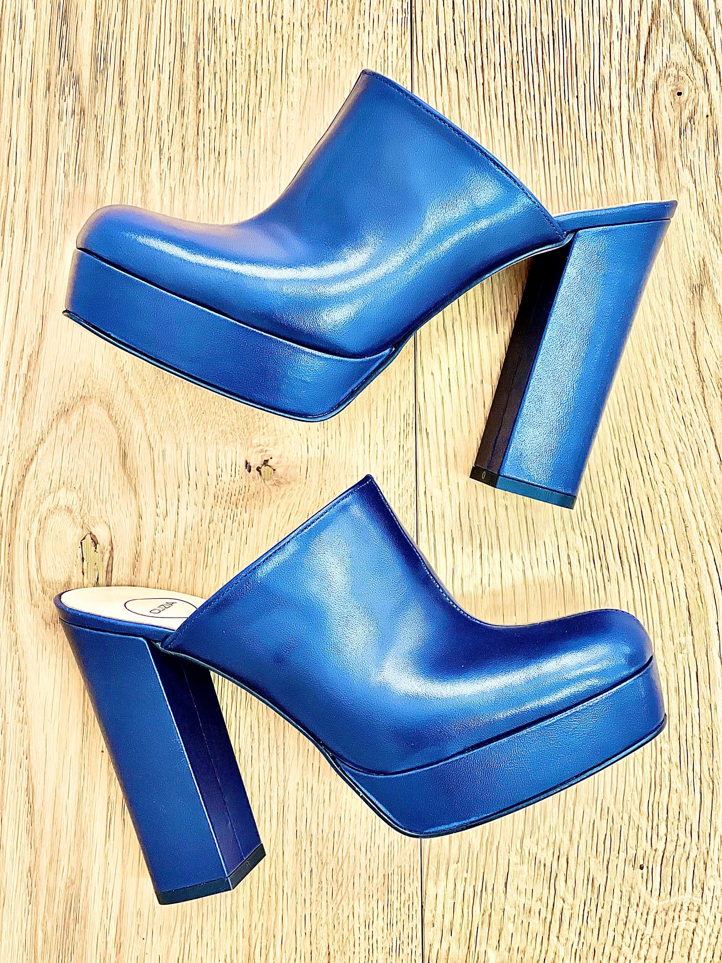 CUIR BLEU ELVIRA