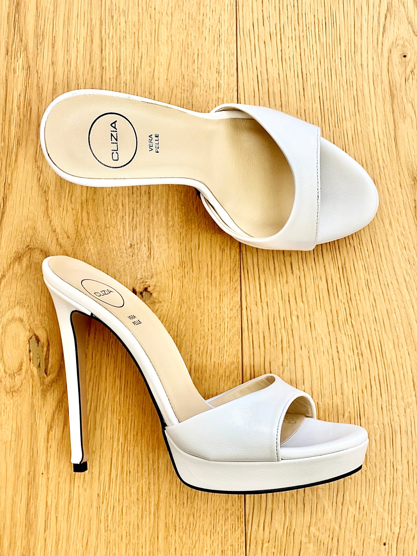 PRISCILLA LEATHER WHITE