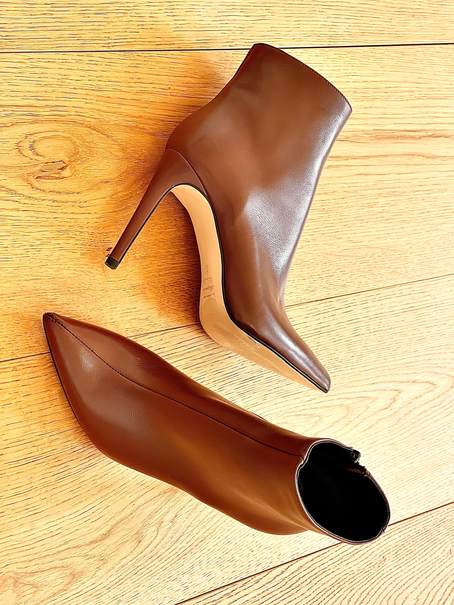 CUIR MARRON DE NAISSANCE