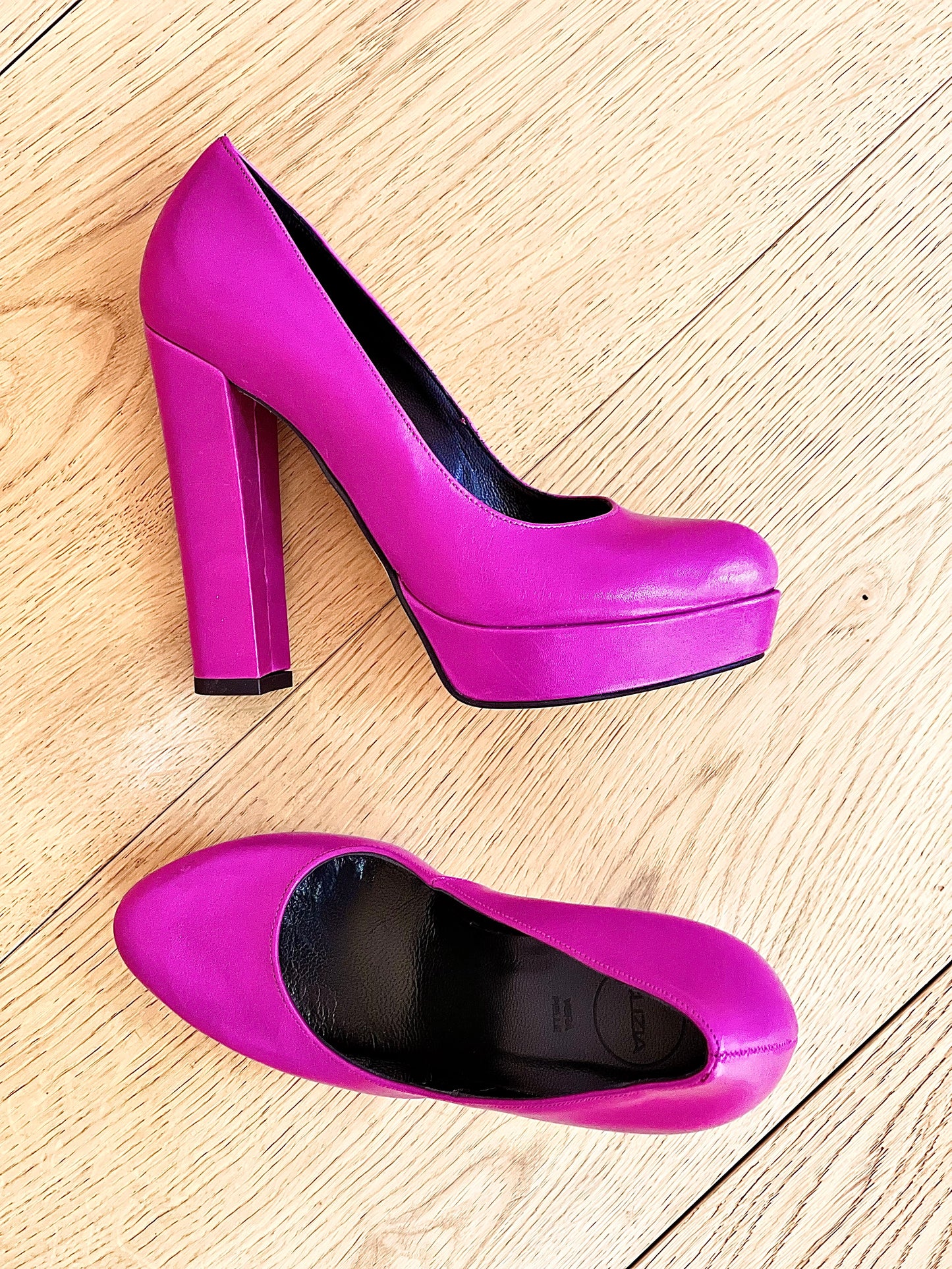 CANCUN LEATHER FUCHSIA