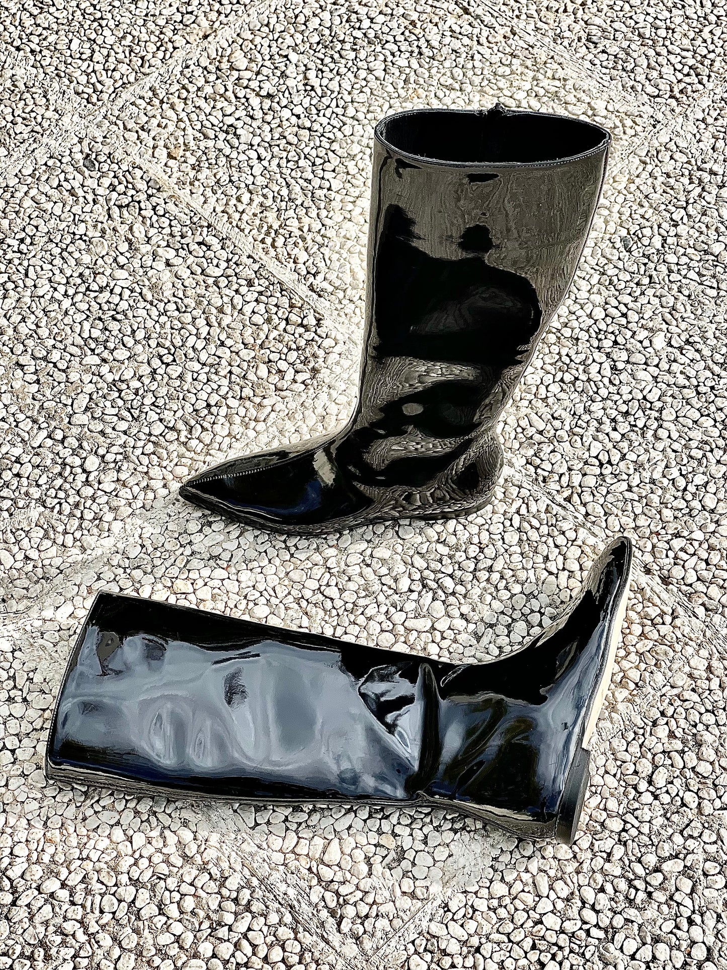 PETER NOIR CUIR VERNI