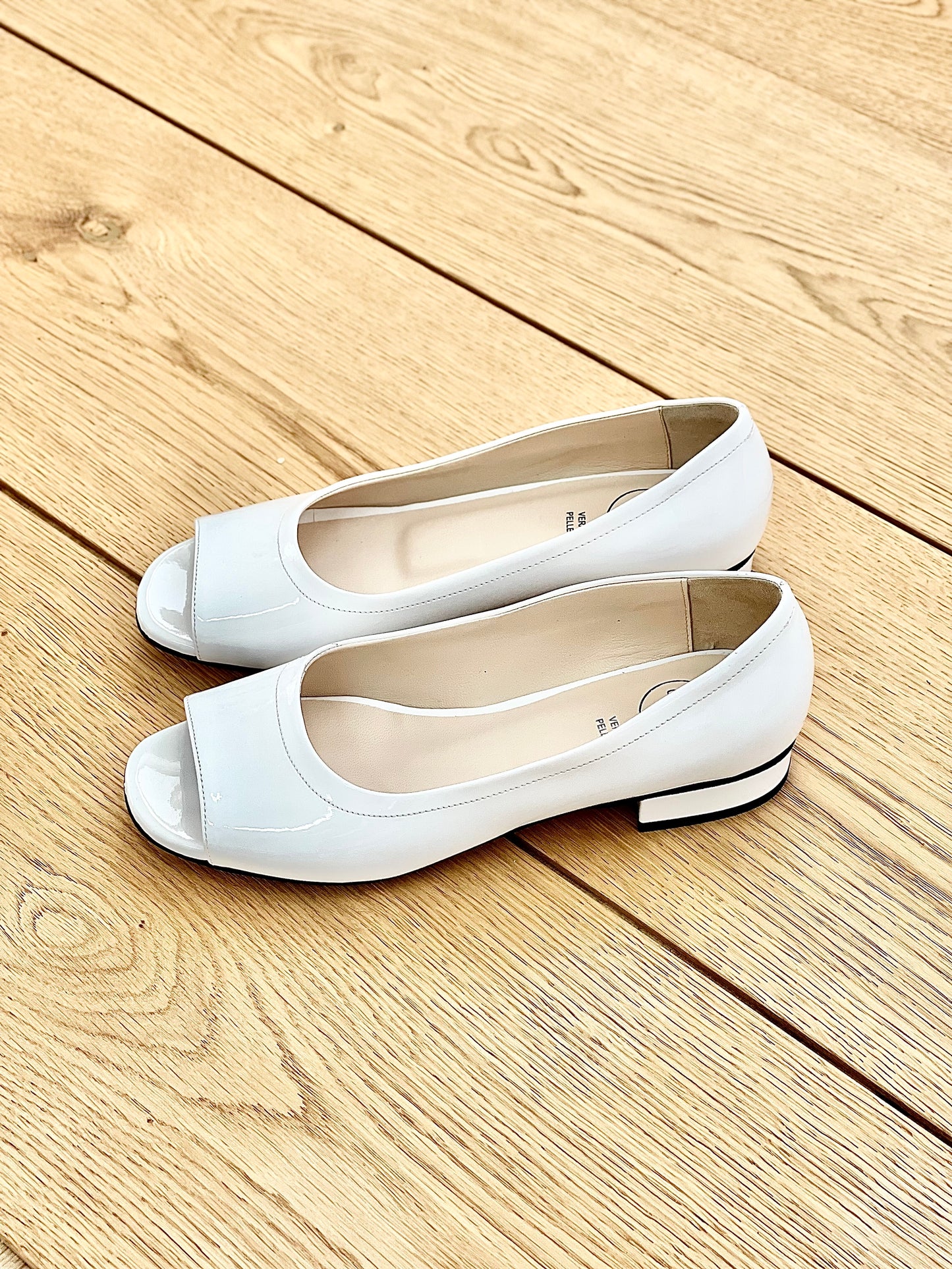 NICOLE BLANC CUIR VERNI