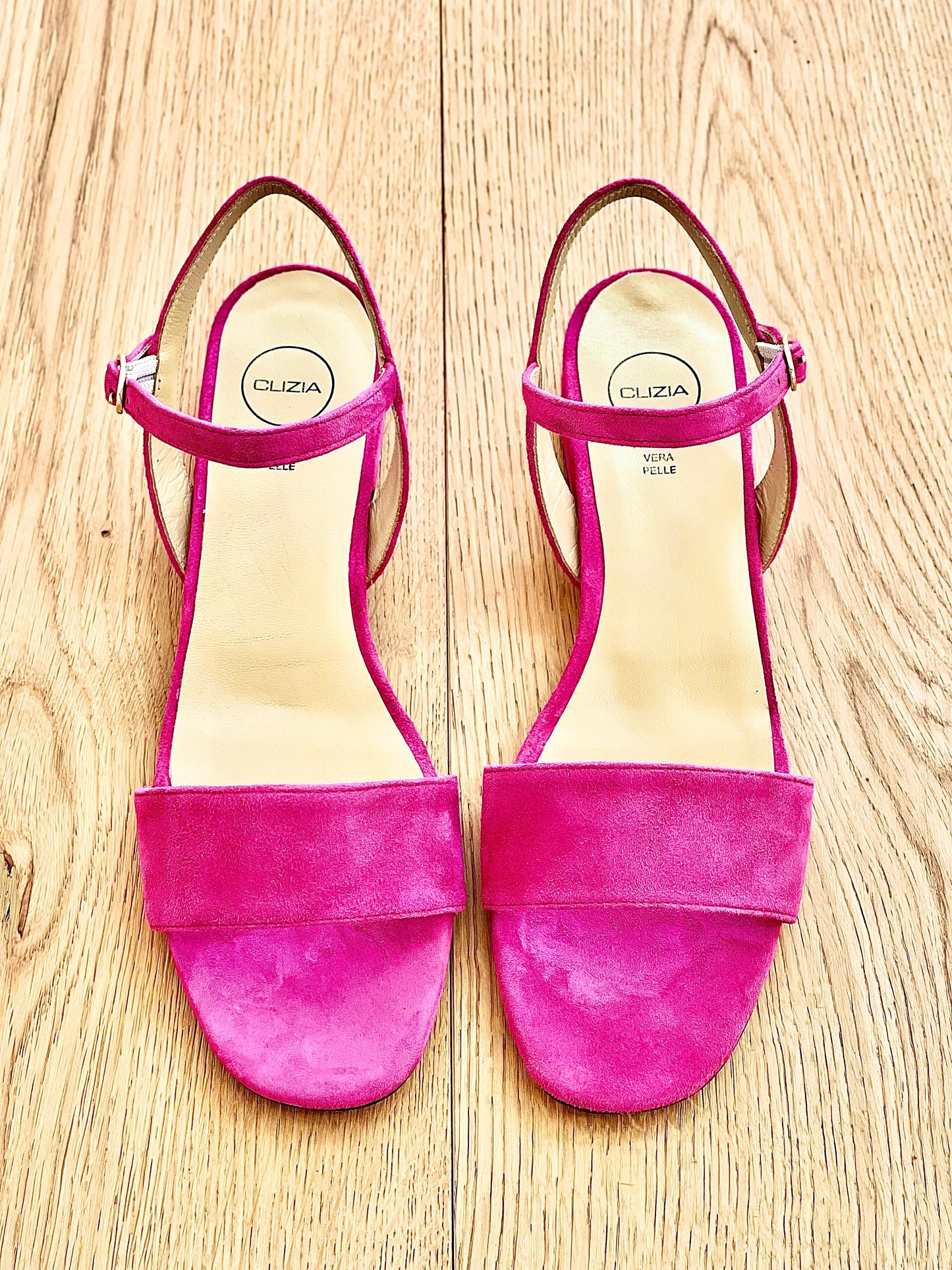 BROOK SUEDE FUCHSIA