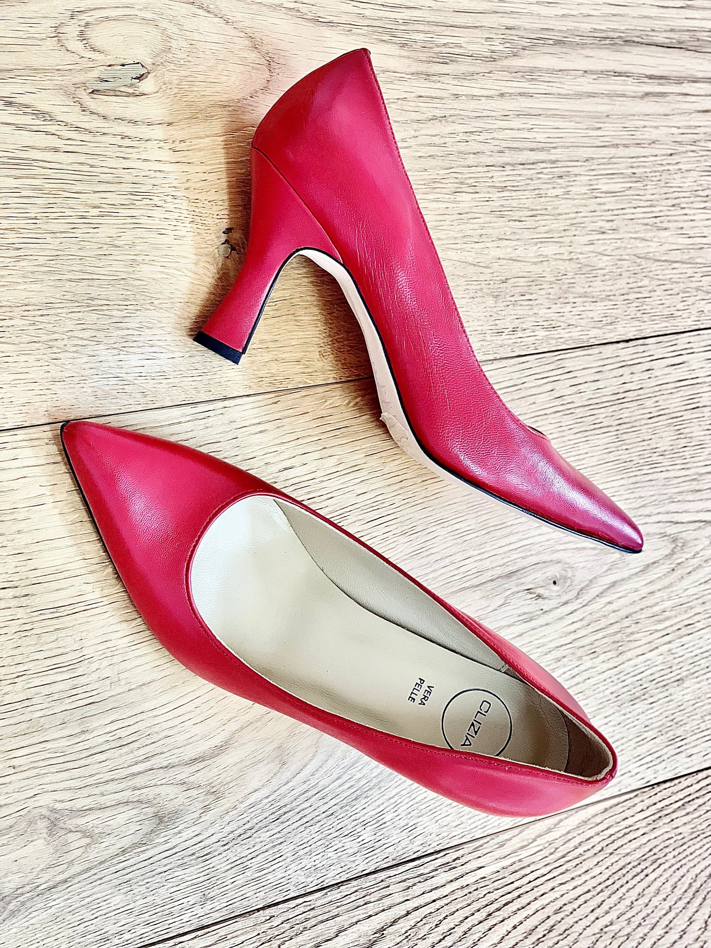JOAN CUIR ROUGE