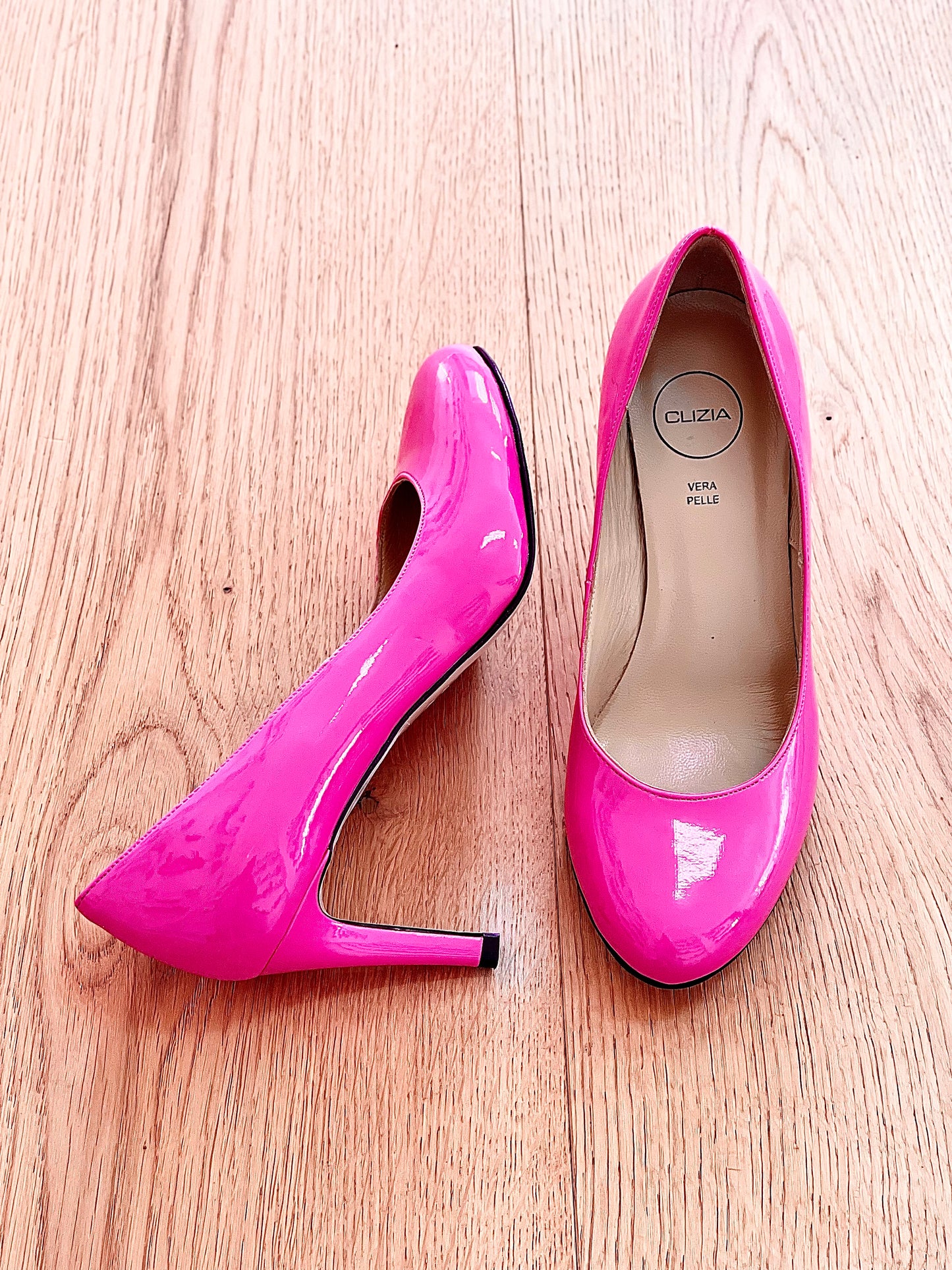 JENNYFER CUIR VERNI FUCHSIA
