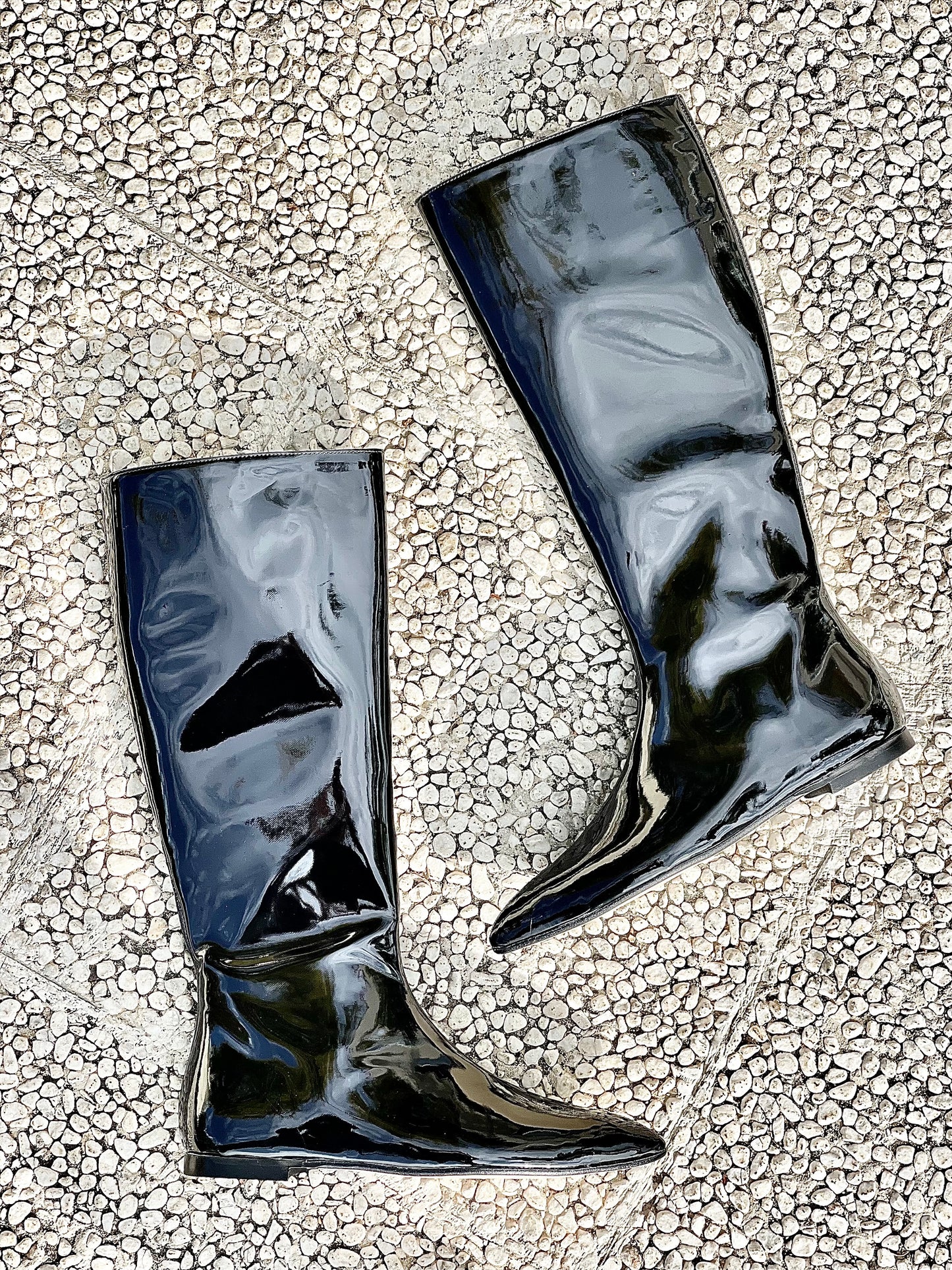 PETER NOIR CUIR VERNI