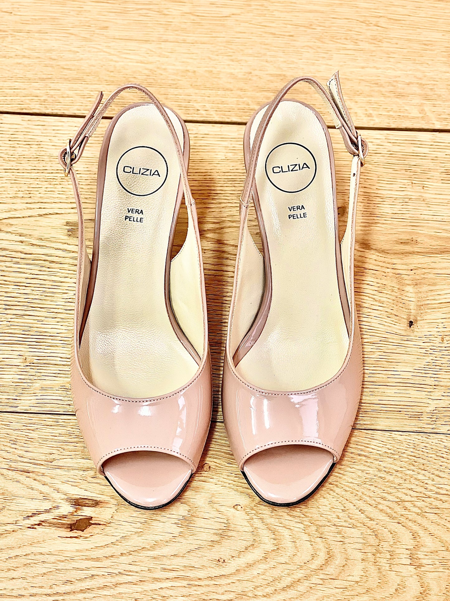 PATTY NUDE CUIR VERNI