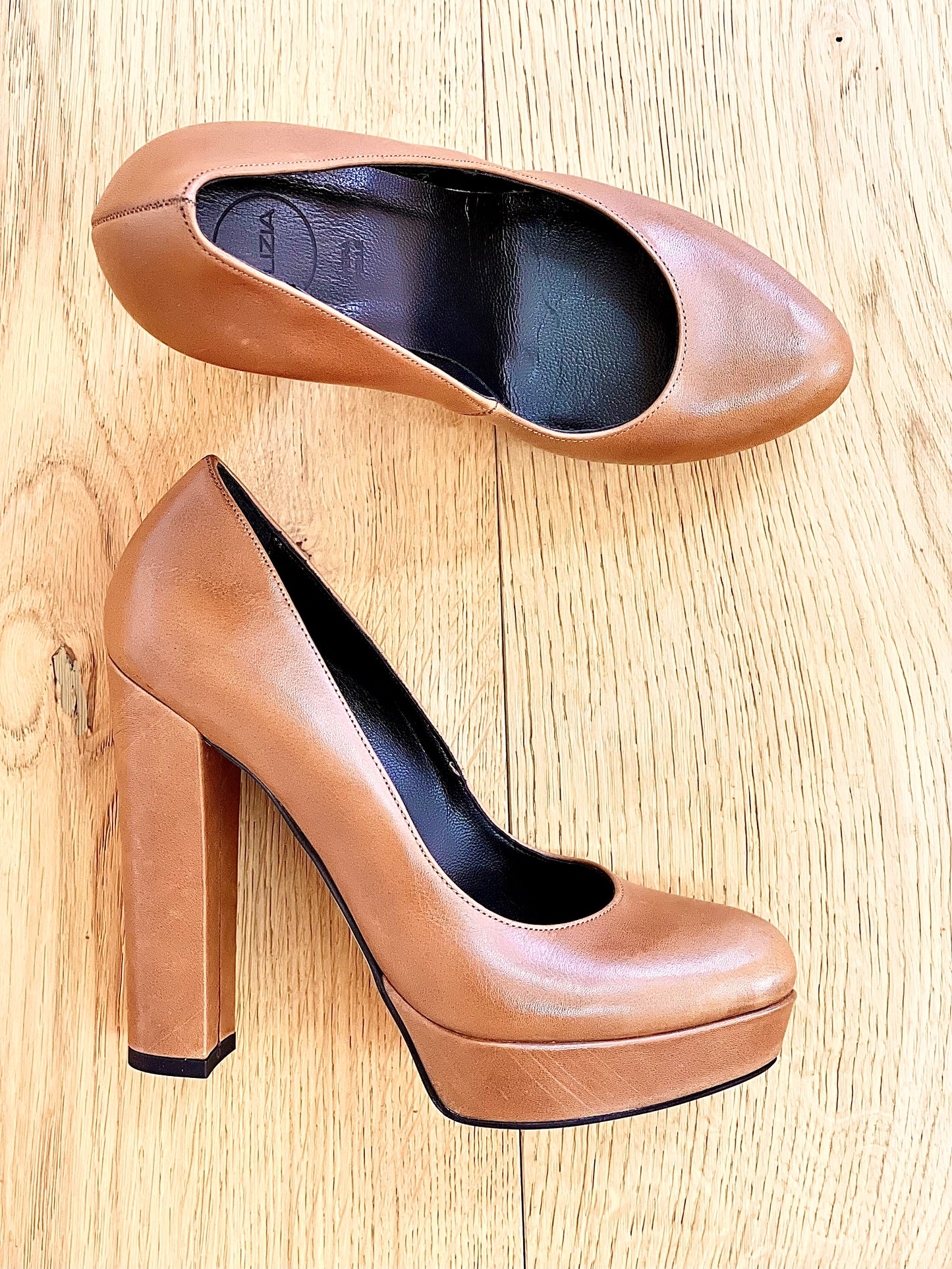 CANCUN LEATHER COGNAC