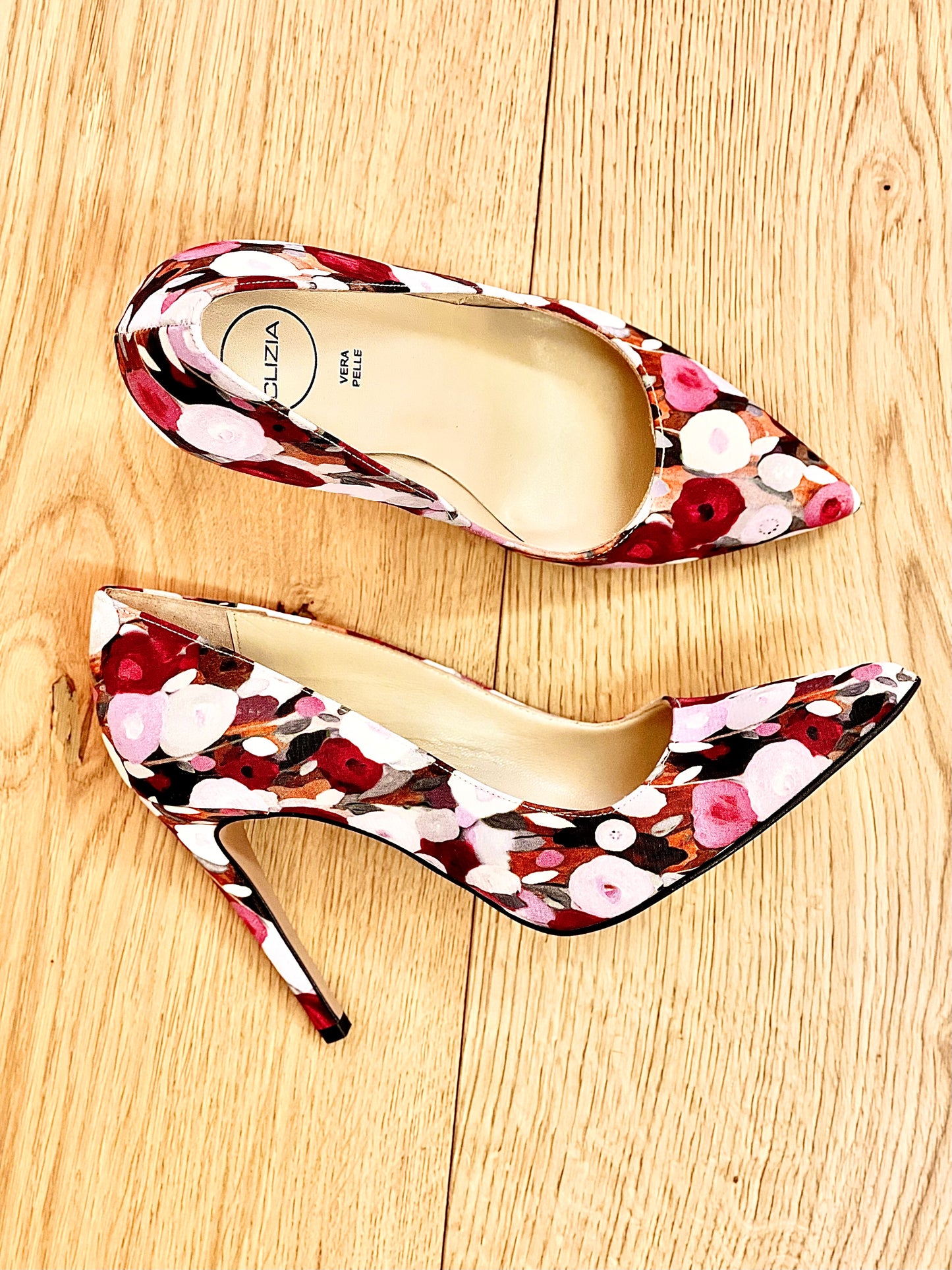 NOEUD FLEURS ABSTRAITES