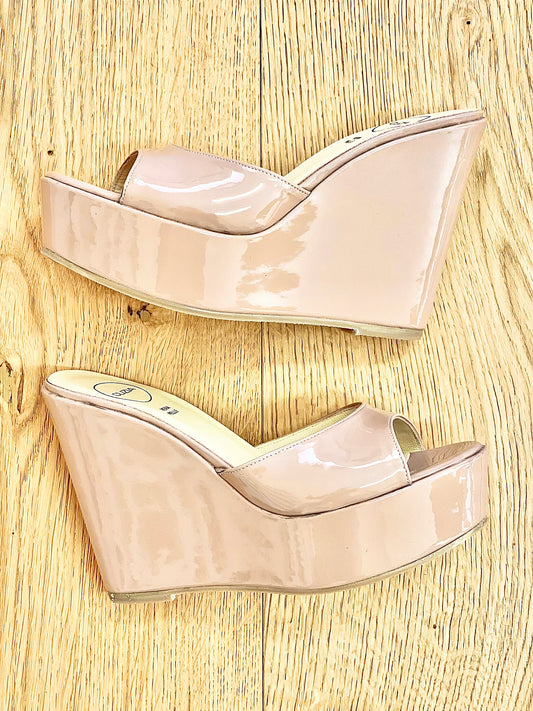 ALLISON NUDE PATENT LEATHER