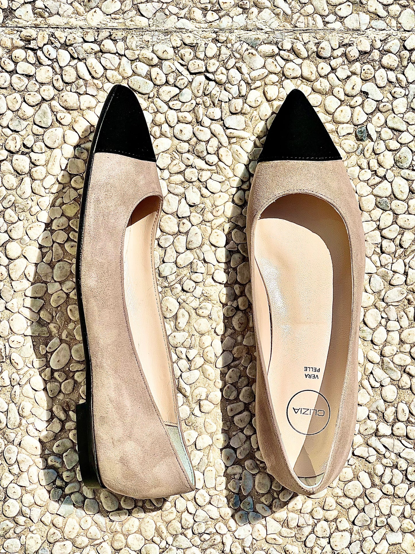 BROCHE EN DAIM NUDE/NOIR