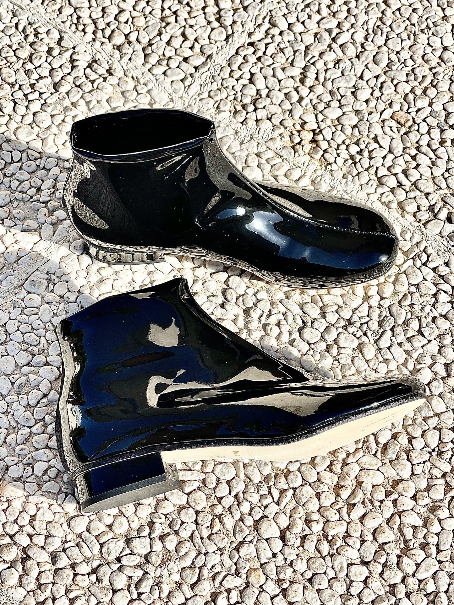 CALVIN NOIR CUIR VERNI