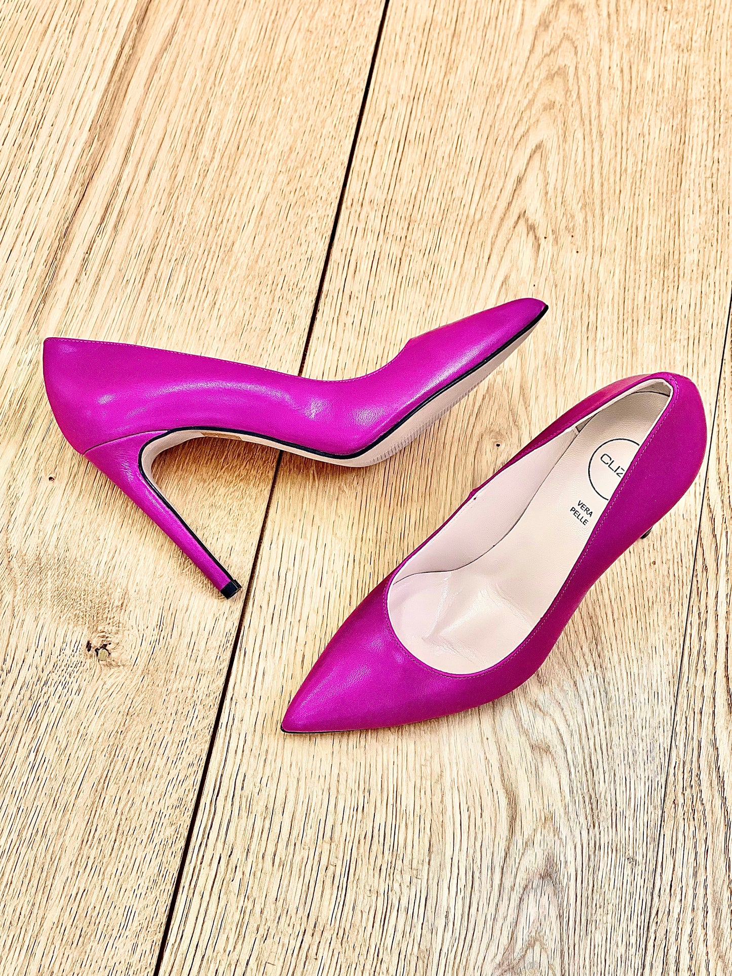 NOEUD CUIR FUCHSIA