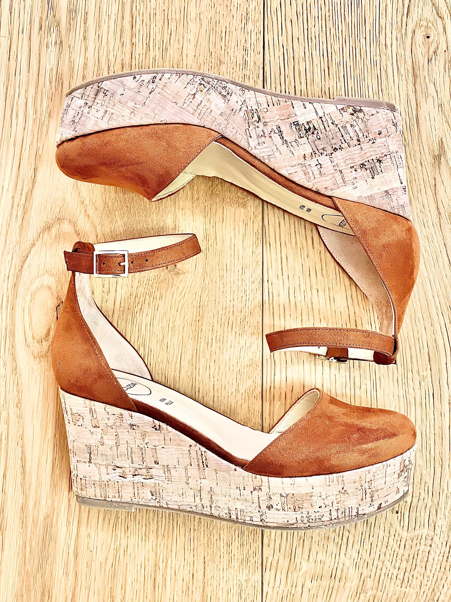 CUIR SUÉDÉ MANILLE