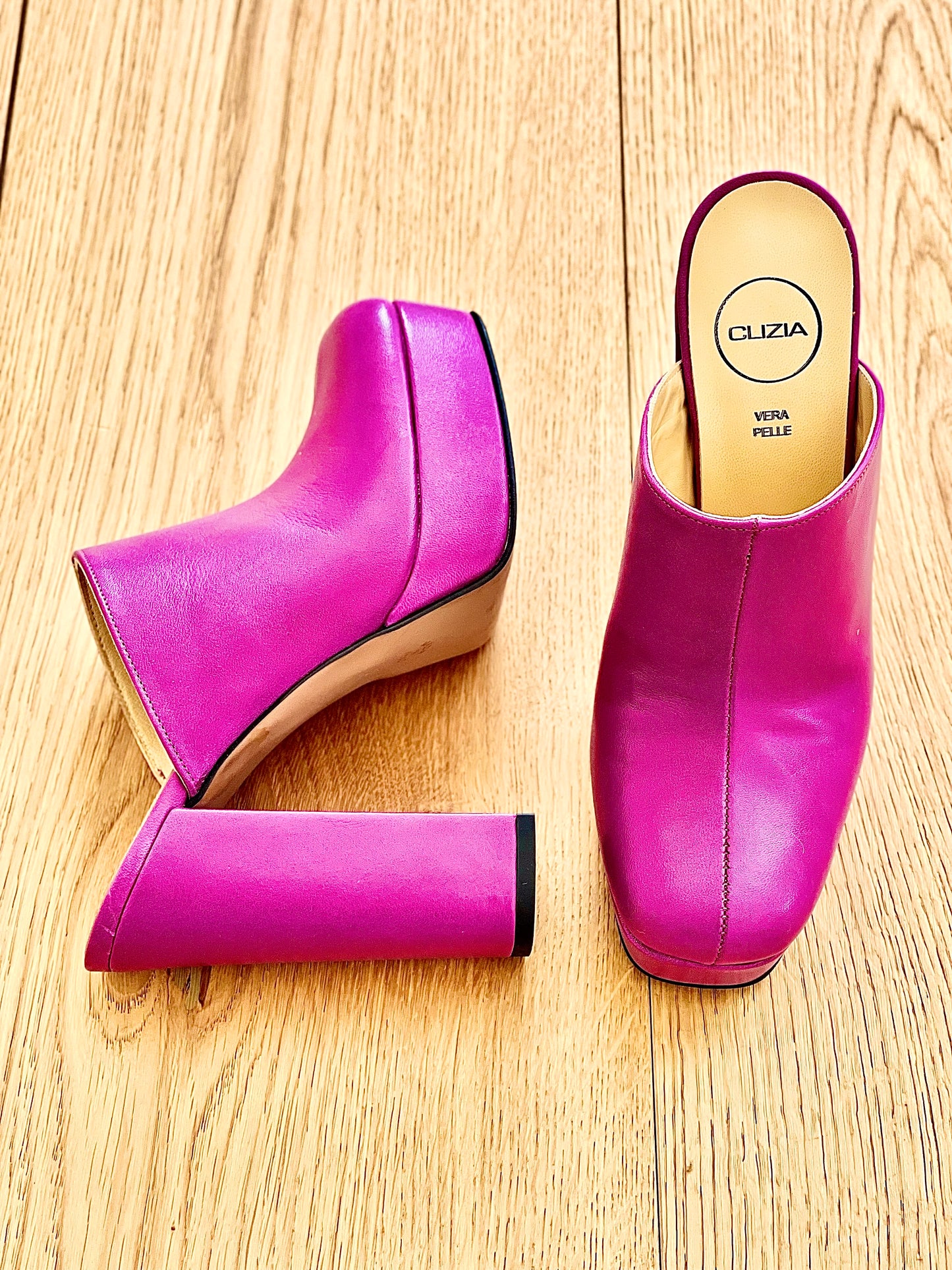 ELVIRA CUIR FUCHSIA