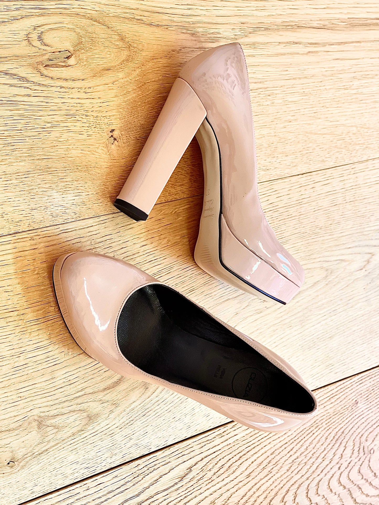 CANCUN NUDE PATENT LEATHER