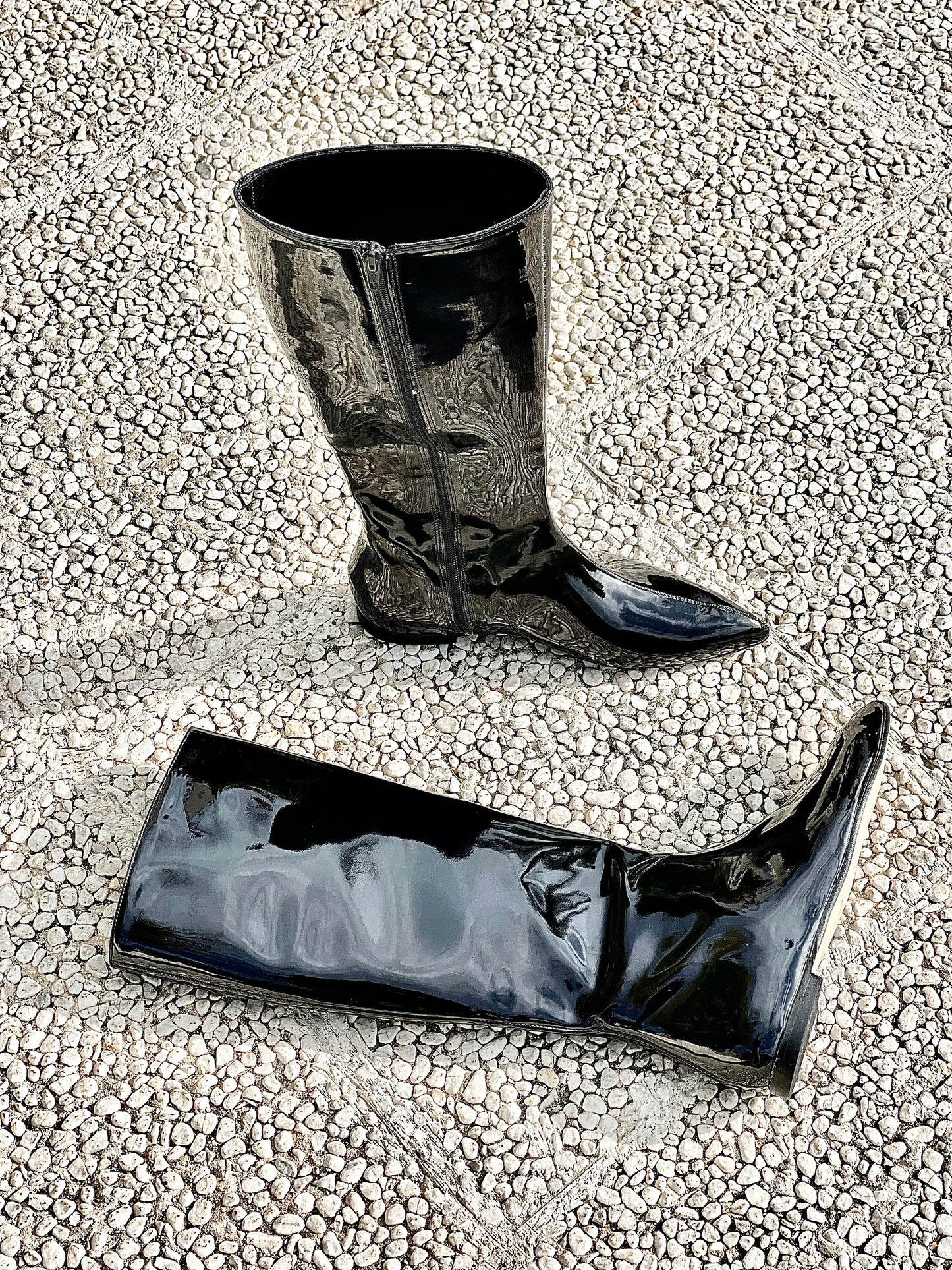 PETER NOIR CUIR VERNI