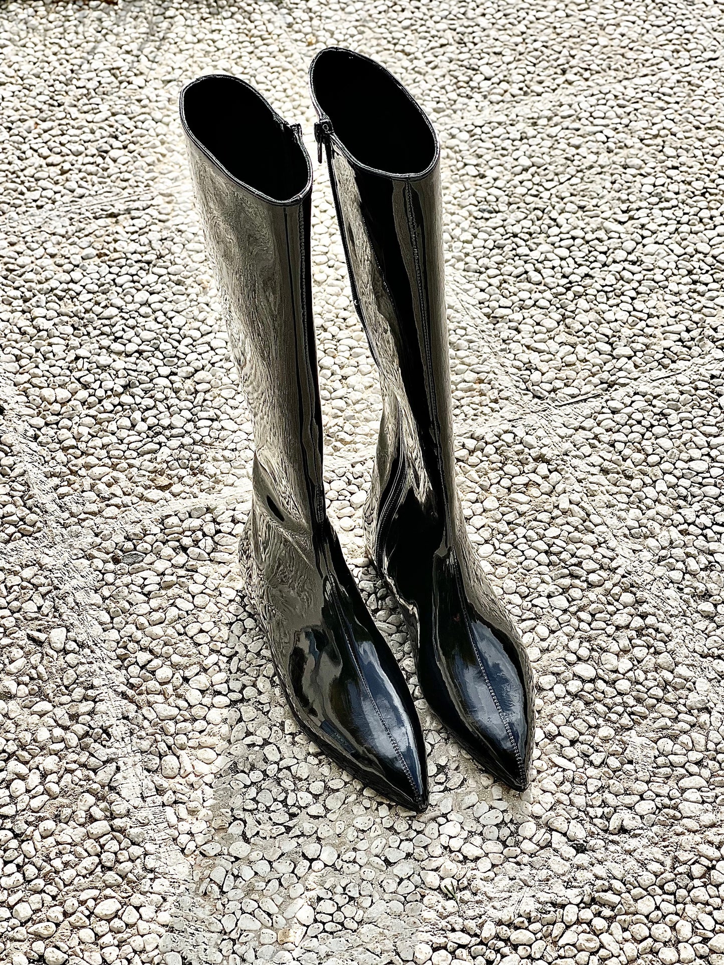 PETER NOIR CUIR VERNI