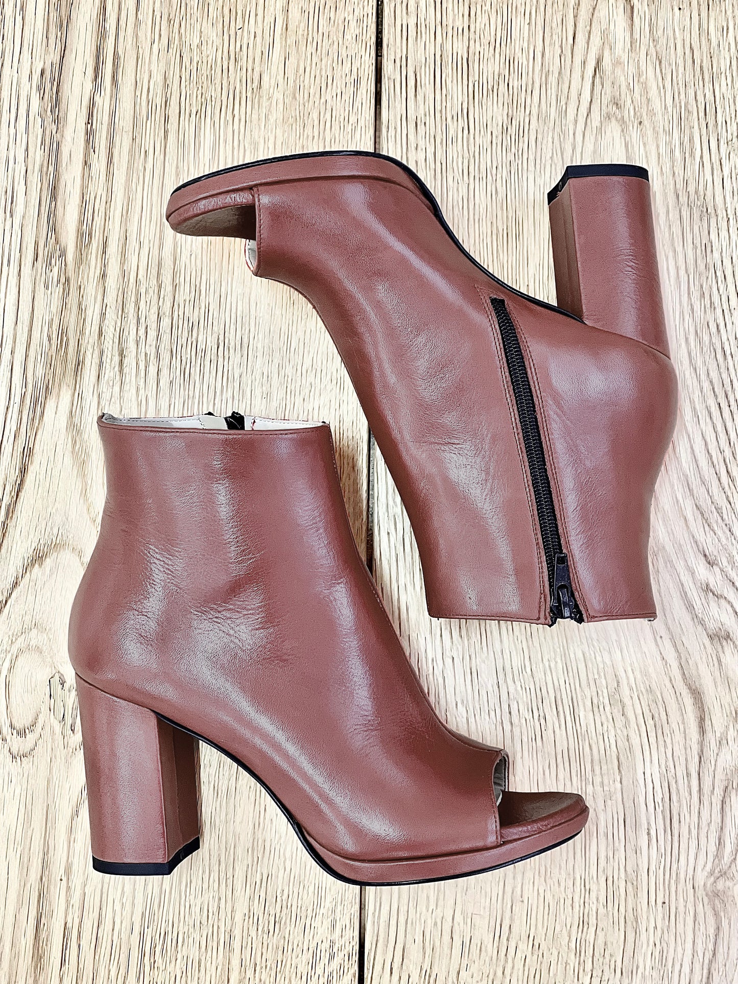 AMAZON LEATHER BROWN