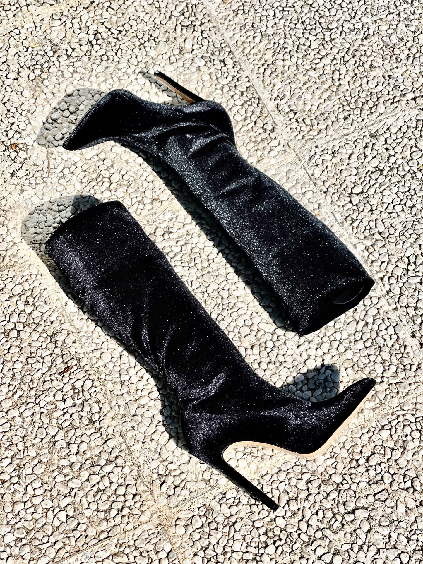 ESTER DE VELOURS NOIR