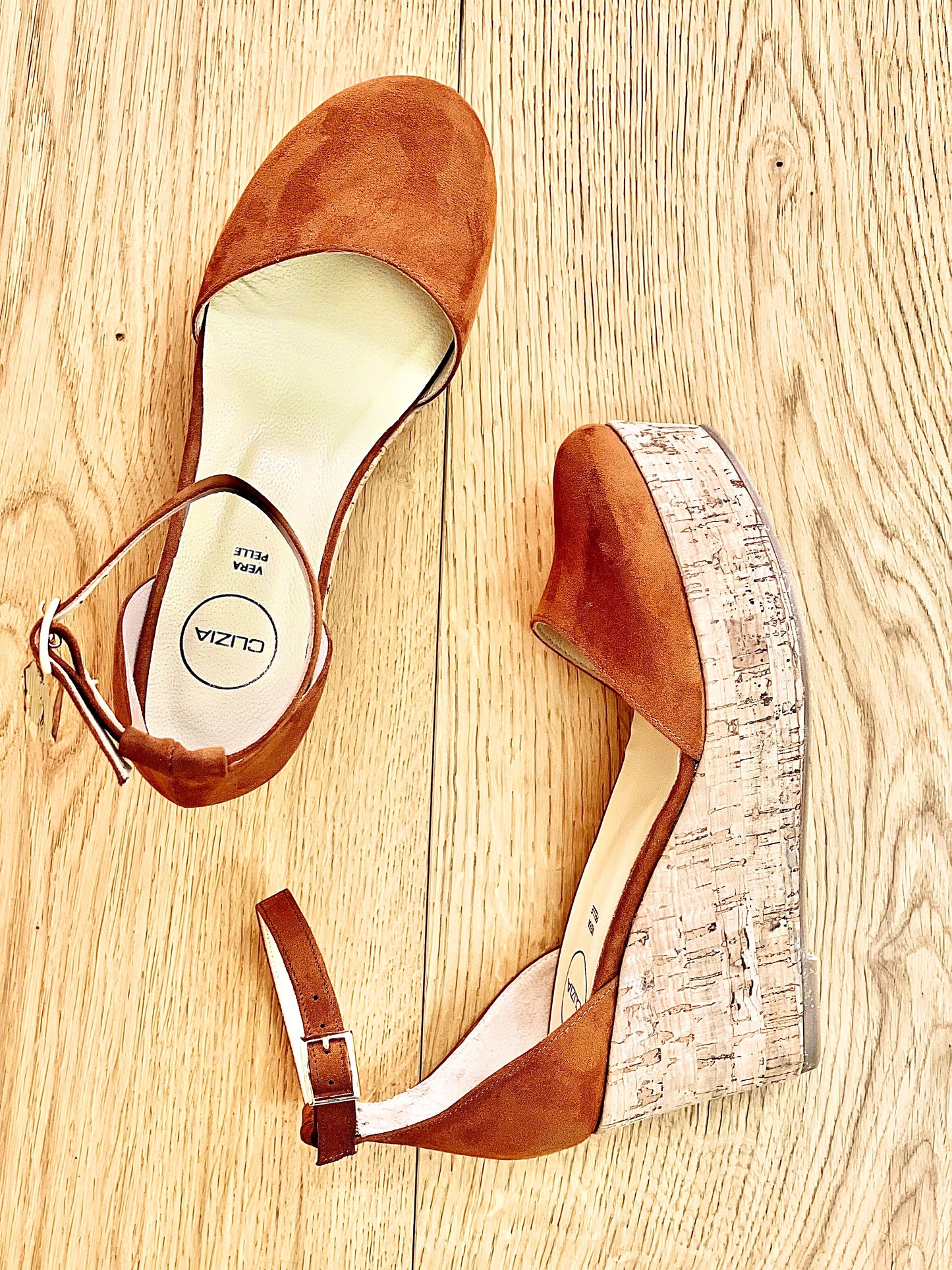 CUIR SUÉDÉ MANILLE